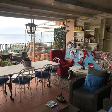 B&B La Terrazza Sul Mare Taormina Buitenkant foto