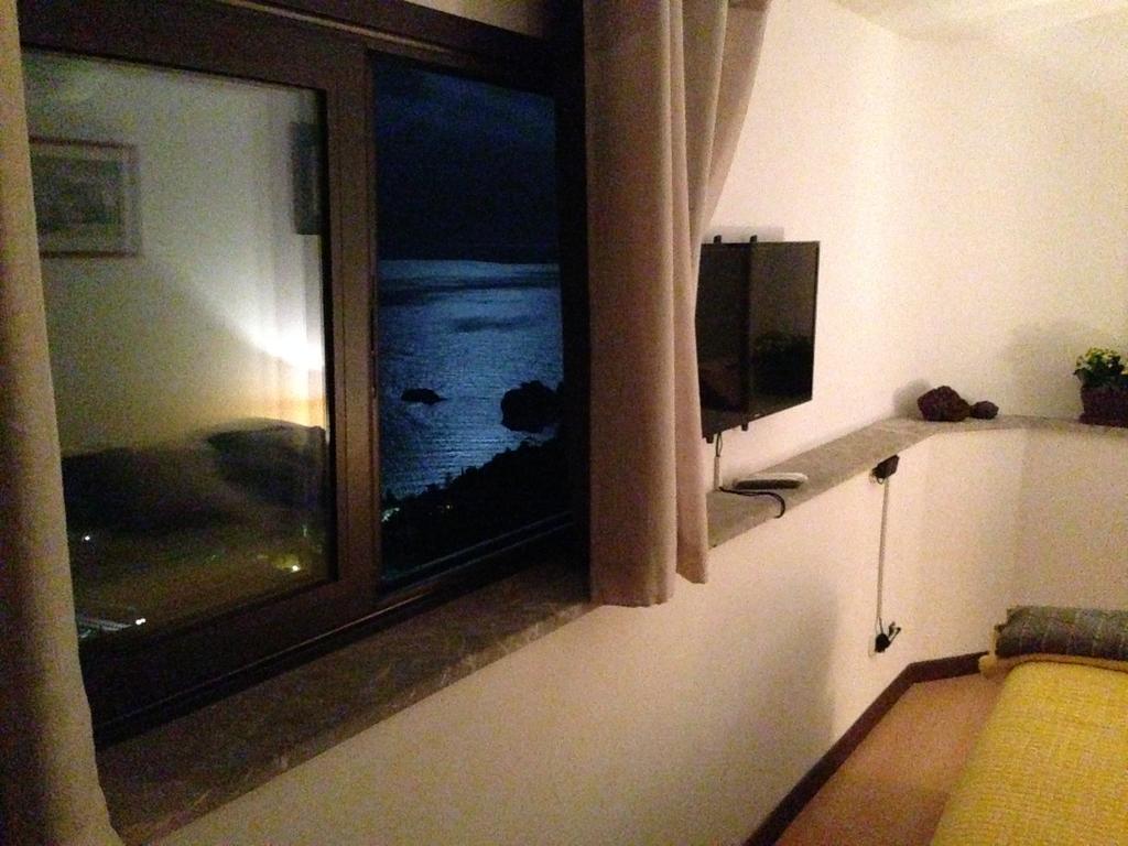 B&B La Terrazza Sul Mare Taormina Buitenkant foto
