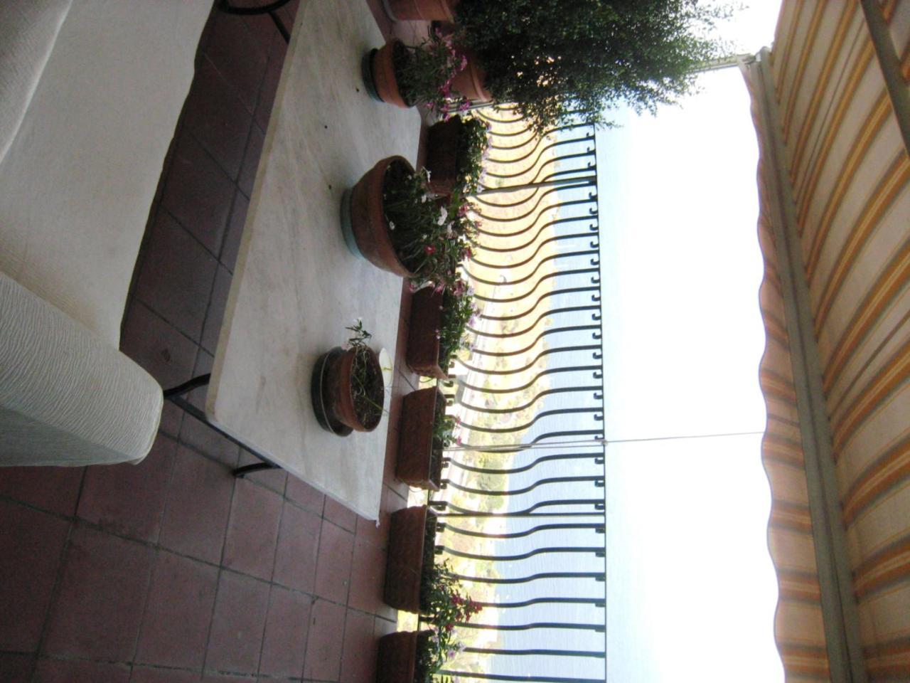 B&B La Terrazza Sul Mare Taormina Buitenkant foto